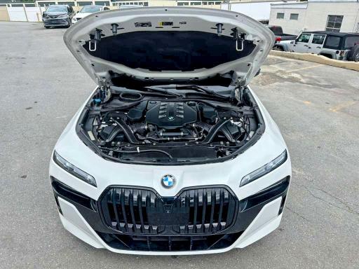 Zdjęcie 5 z aukcji – 2024 BMW 760 z VIN WBA33EJ0XRCP25744