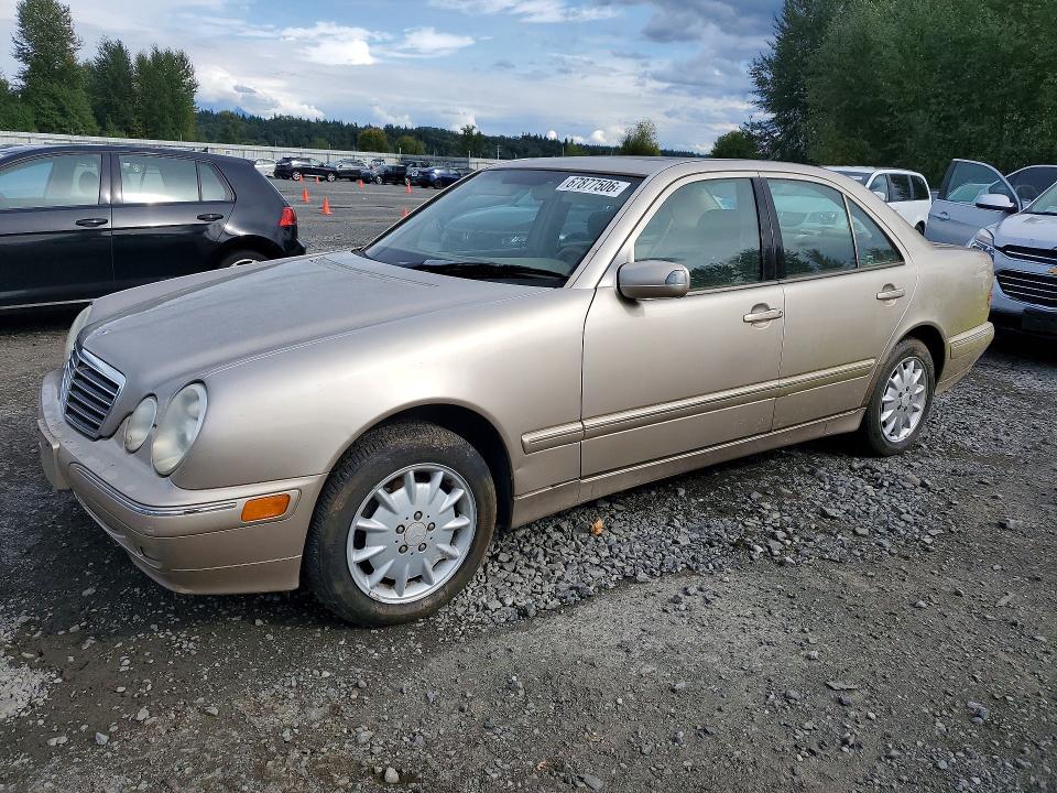 2001 MERCEDES-BENZ E - Търг №67877506