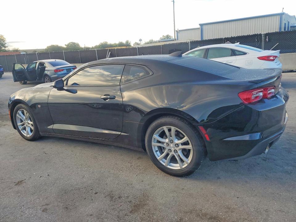 Photo 2 from auction – 2023 CHEVROLET CAMARO with VIN 1G1FB1RX1P0123707