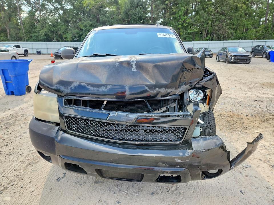 Photo 5 from auction – 2007 CHEVROLET TAHOE with VIN 1GNFK13037J396152