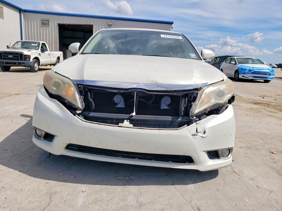 Снимка 5 от търг – 2011 TOYOTA AVALON с VIN 4T1BK3DBXBU379127