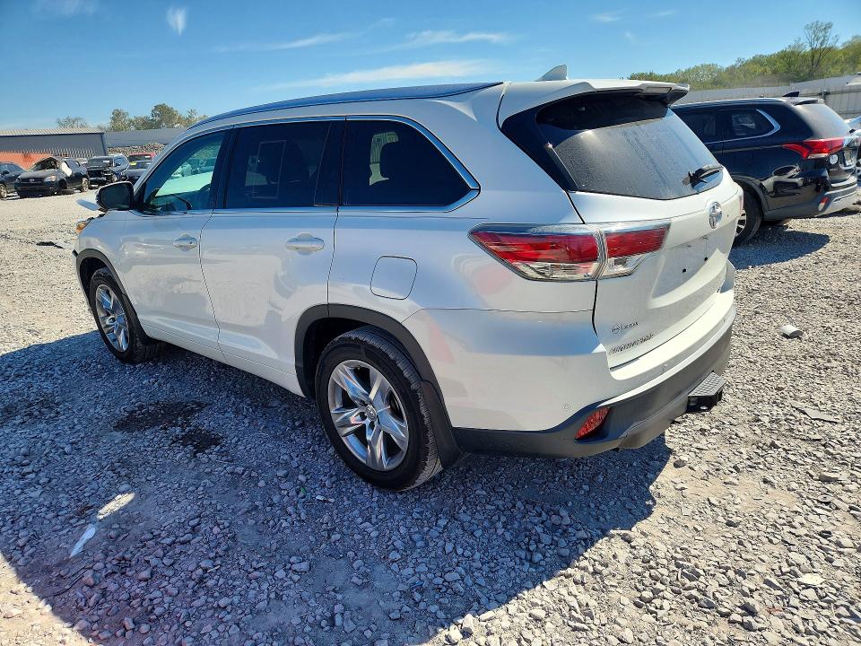 Снимка 2 от търг – 2015 TOYOTA HIGHLANDER с VIN 5TDDKRFH4FS185804