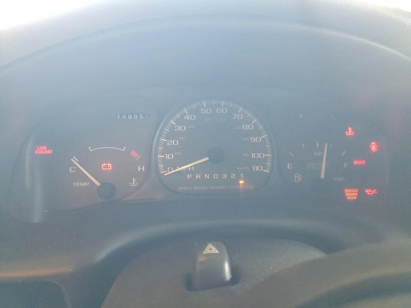 Photo 9 from auction – 1998 CHEVROLET VENTURE with VIN 1GNDX03E8WD260109