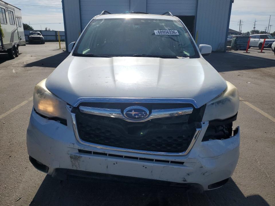 Снимка 5 от търг – 2014 SUBARU FORESTER с VIN JF2SJAJC7EH525331