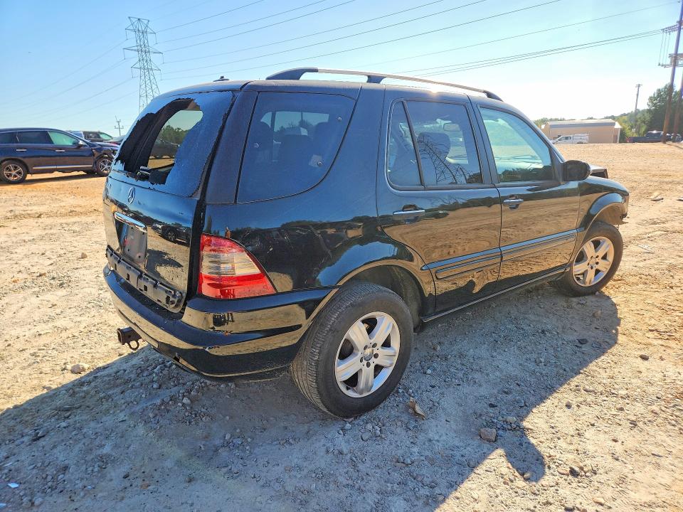 Снимка 3 от търг – 2005 MERCEDES-BENZ ML с VIN 4JGAB57E05A522072