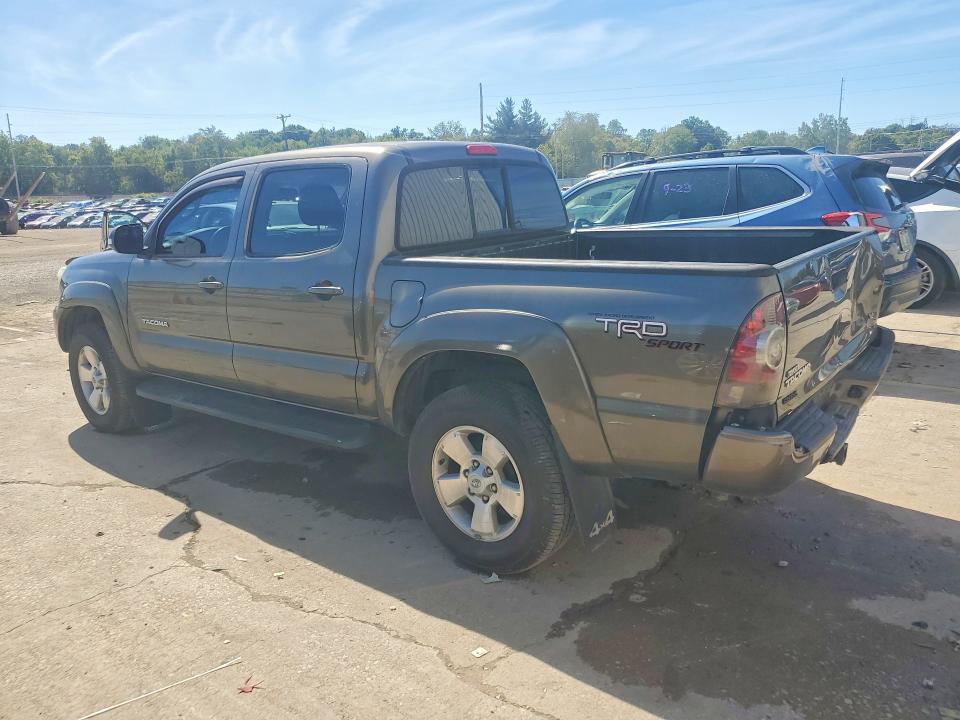 Снимка 2 от търг – 2013 TOYOTA TACOMA с VIN 3TMLU4EN8DM115865