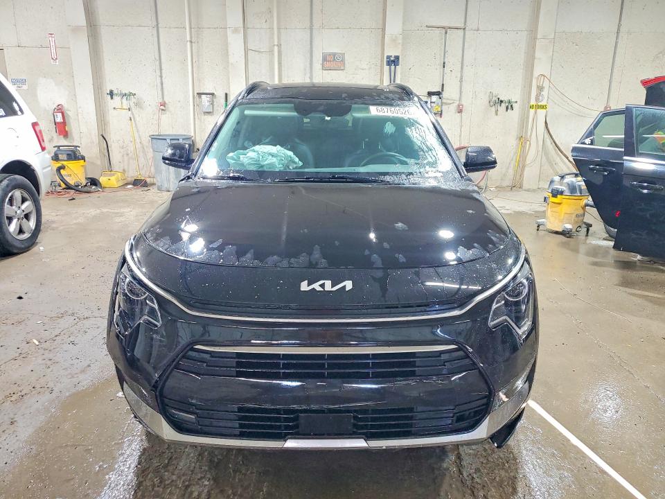 Photo 5 from auction – 2023 KIA NIRO with VIN KNDCR3LE3P5048102