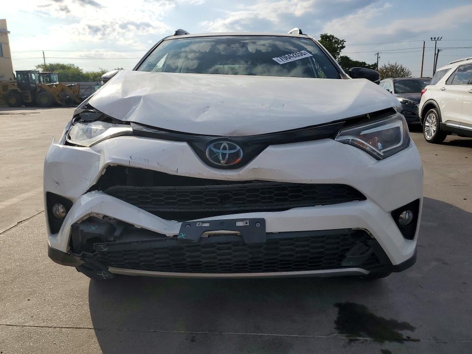 Photo 5 from auction – 2017 TOYOTA RAV4 with VIN JTMNFREV2HJ140828