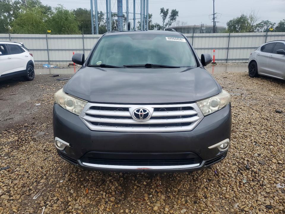 Photo 5 from auction – 2012 TOYOTA HIGHLANDER with VIN 5TDBK3EH8CS119550