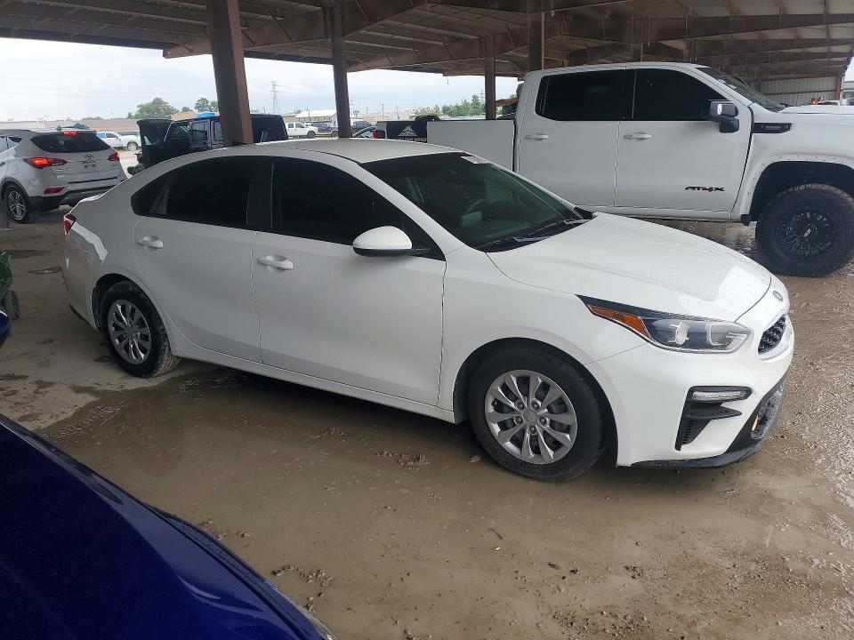 Photo 4 from auction – 2021 KIA FORTE with VIN 3KPF24AD0ME290394