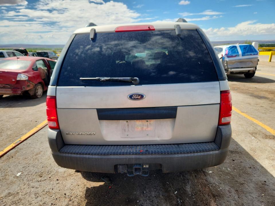 Photo 6 from auction – 2003 FORD EXPLORER with VIN 1FMZU72K63ZB14051