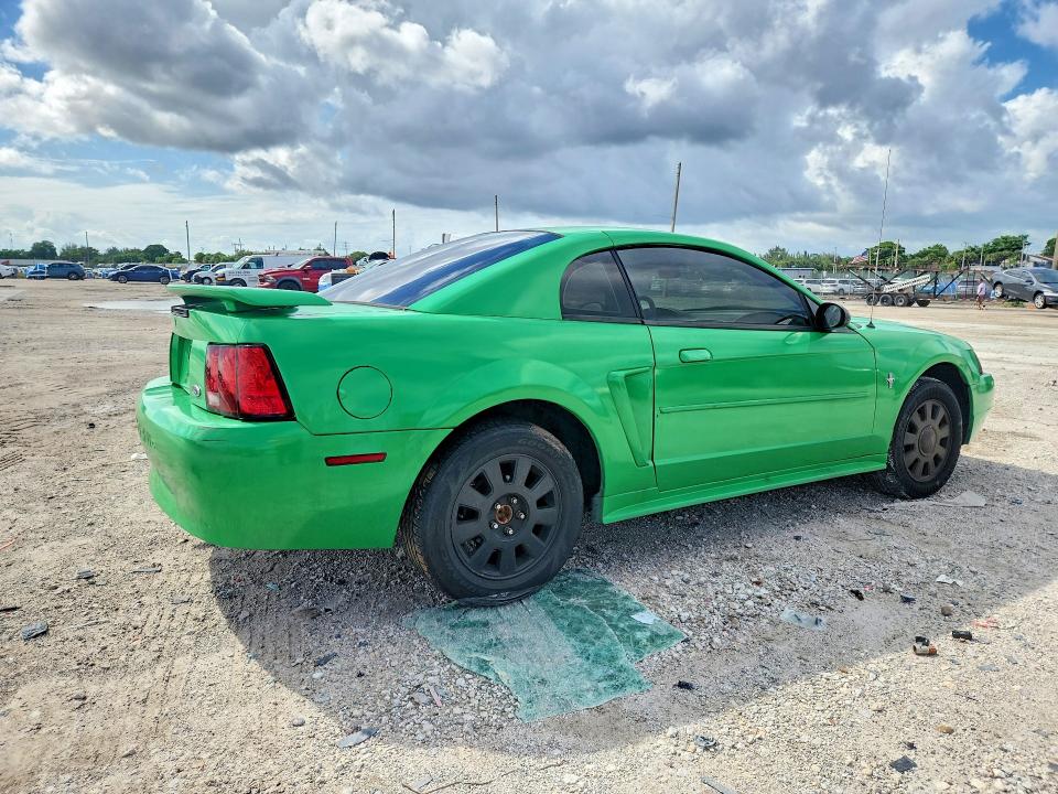 Photo 3 from auction – 2001 FORD MUSTANG with VIN 1FAFP40411F179198