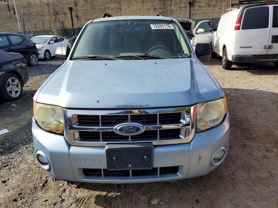 Photo 5 from auction – 2008 FORD ESCAPE with VIN 1FMCU49H18KA67008