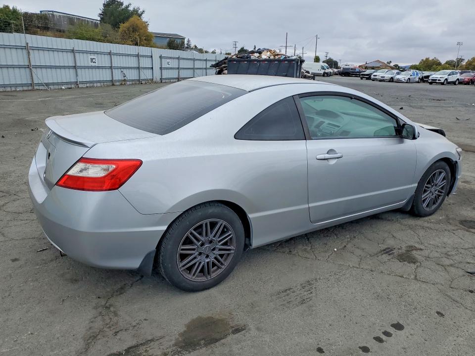 Photo 3 from auction – 2011 HONDA CIVIC with VIN 2HGFG1B64BH507223