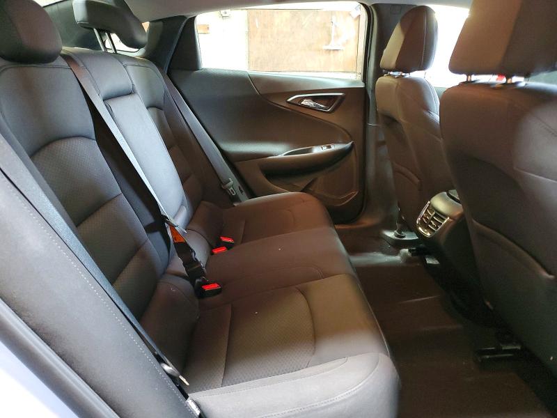 Photo 10 from auction – 2018 CHEVROLET MALIBU with VIN 1G1ZD5ST0JF119318