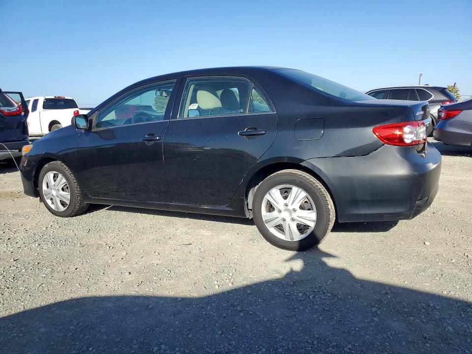 Photo 2 from auction – 2013 TOYOTA COROLLA with VIN 5YFBU4EE5DP110191