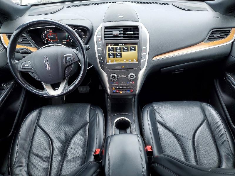 Photo 8 from auction – 2016 LINCOLN MKC with VIN 5LMTJ3DH3GUJ02948