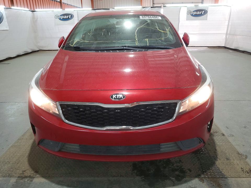 Foto 5 de la subasta – 2017 KIA FORTE con VIN 3KPFK4A78HE146351