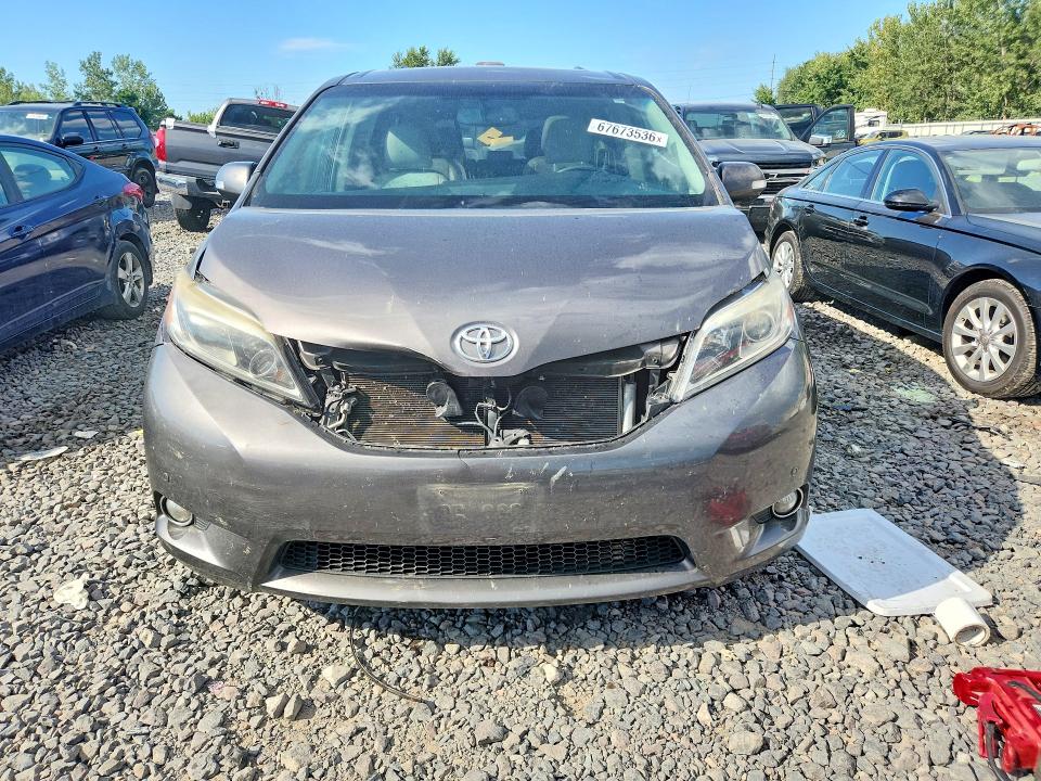 Photo 5 from auction – 2015 TOYOTA SIENNA with VIN 5TDDK3DC8FS098282