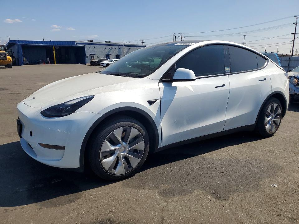 TESLA MODEL Y 2023 с VIN 7SAYGAEE9PF851379 - Снимка от търг