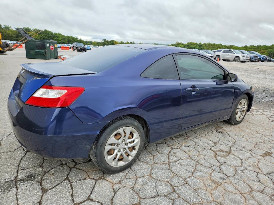 Photo 3 from auction – 2008 HONDA CIVIC with VIN 2HGFG126X8H562896