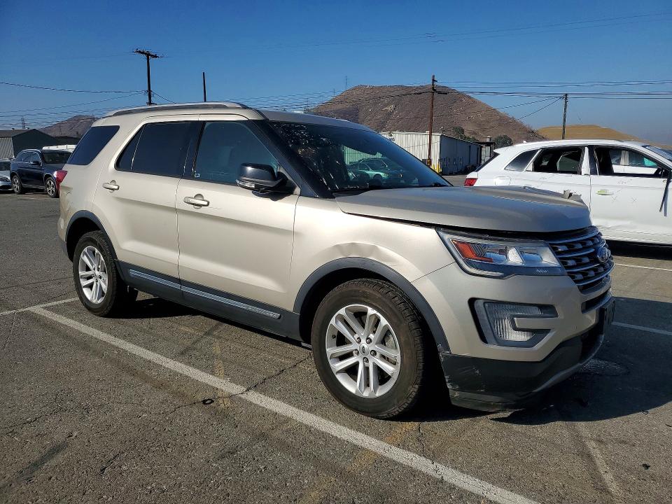 Снимка 4 от търг – 2017 FORD EXPLORER с VIN 1FM5K7DH4HGD90804