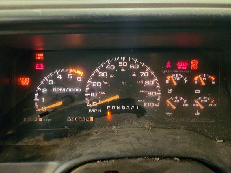 Photo 9 from auction – 1996 CHEVROLET GMT-400 with VIN 2GCEK19M0T1103388