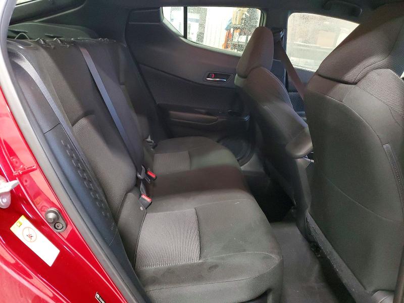 Photo 10 from auction – 2018 TOYOTA C-HR with VIN JTNKHMBX7J1011619