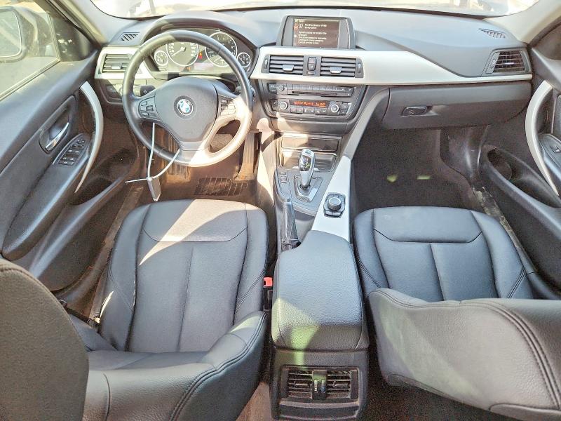 Photo 8 from auction – 2014 BMW 320 with VIN WBA3C3C53EF986154