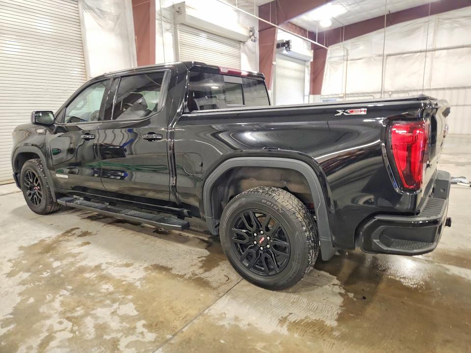 Снимка 2 от търг – 2022 GMC SIERRA с VIN 3GTUUCET4NG540187