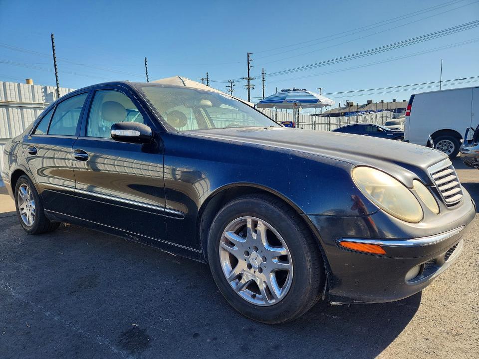Photo 4 from auction – 2005 MERCEDES-BENZ E with VIN WDBUF65J15A702171