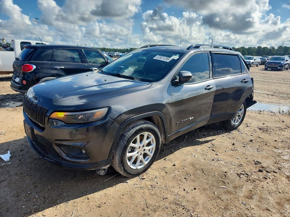 Zdjęcie 1 z aukcji – 2019 JEEP CHEROKEE z VIN 1C4PJLLB1KD339419