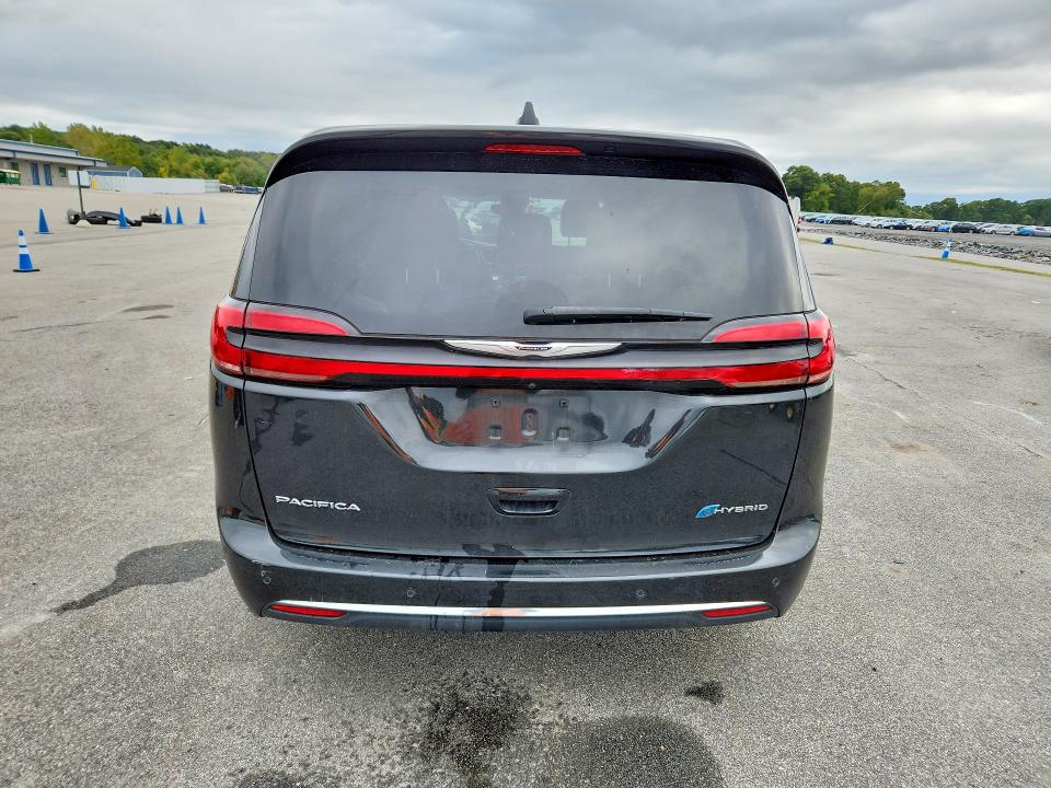 Снимка 6 от търг – 2023 CHRYSLER PACIFICA с VIN 2C4RC1L72PR631331