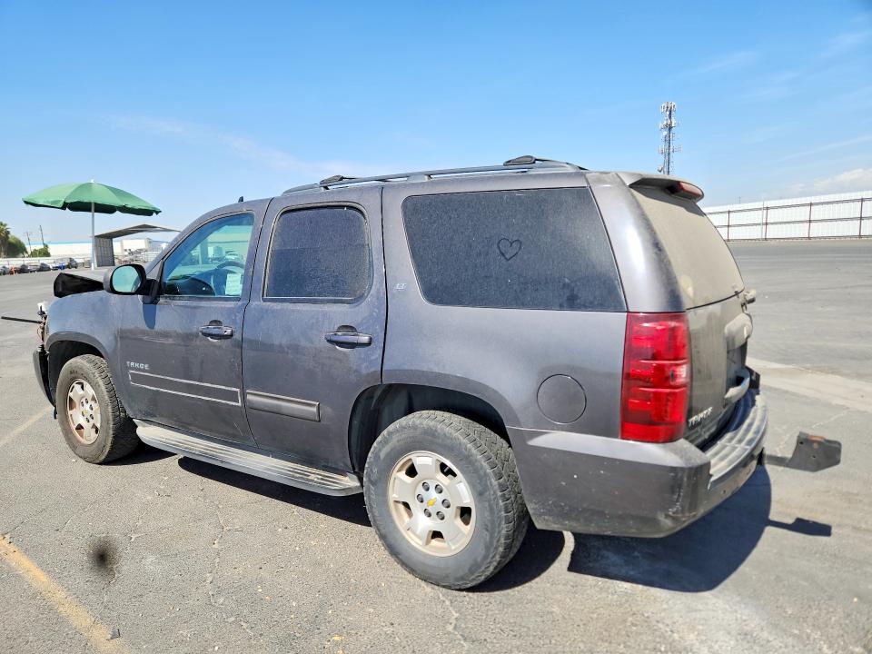Photo 2 from auction – 2010 CHEVROLET TAHOE with VIN 1GNMCBE38AR244944