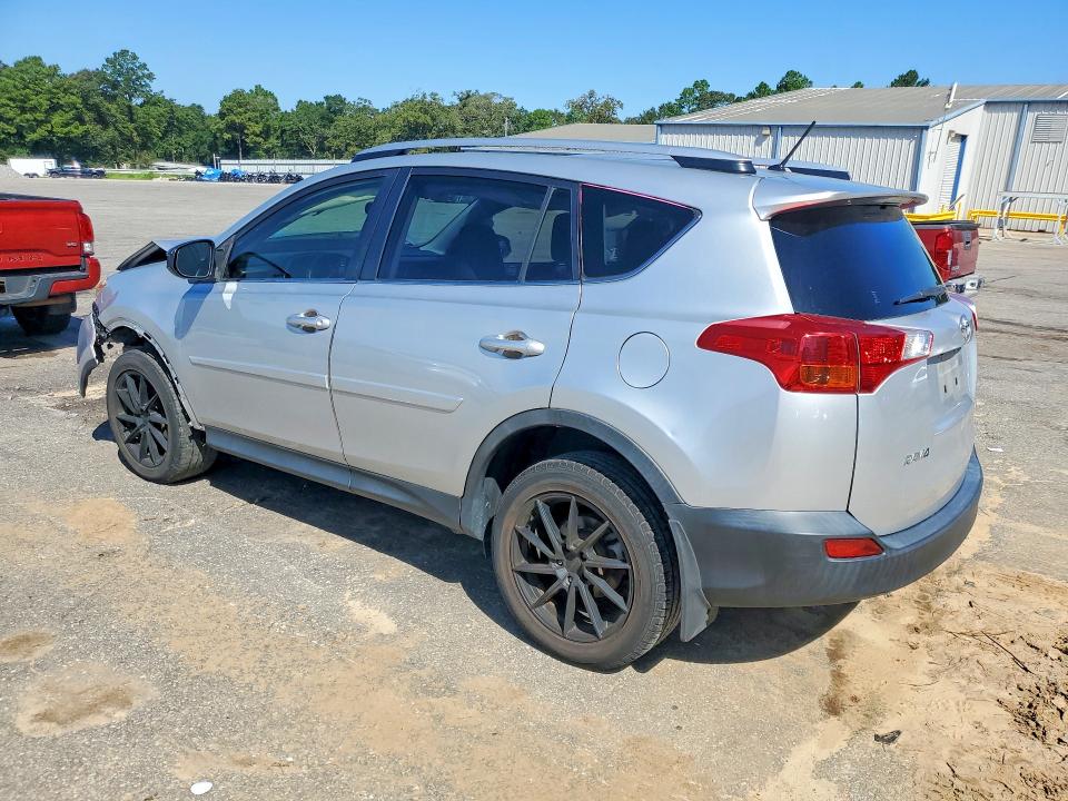 Photo 2 from auction – 2013 TOYOTA RAV4 with VIN JTMZFREVXDD016297