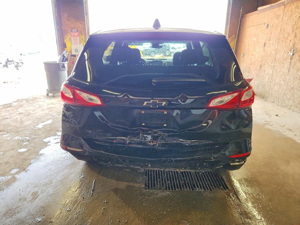 Photo 6 from auction – 2019 CHEVROLET EQUINOX with VIN 2GNAXUEV2K6258937