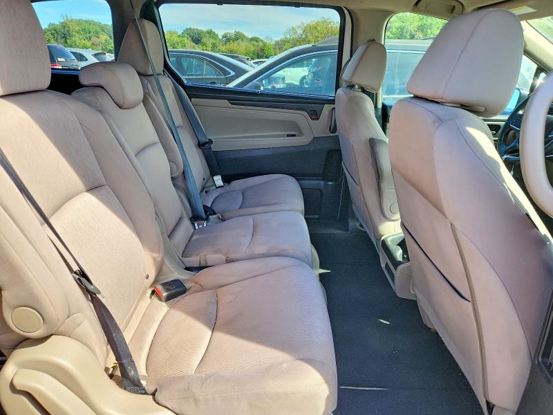 Photo 11 from auction – 2018 HONDA ODYSSEY with VIN 5FNRL6H55JB006123