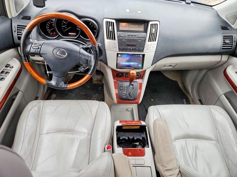 Photo 8 from auction – 2004 LEXUS RX with VIN JTJGA31U040030455