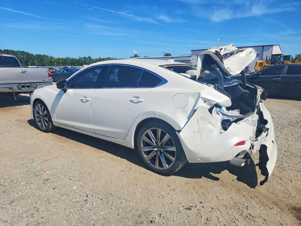 Photo 2 from auction – 2018 MAZDA 6 with VIN JM1GL1WY4J1320717