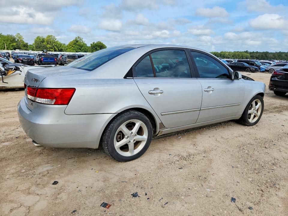 Photo 3 from auction – 2006 HYUNDAI SONATA with VIN 5NPEU46F66H028474