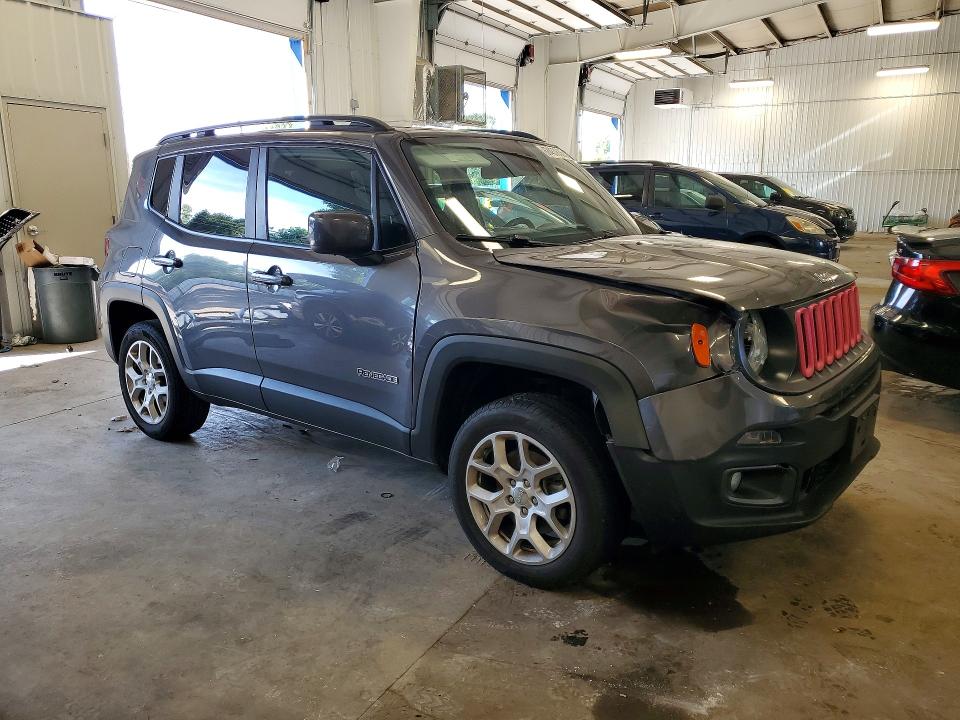 Photo 4 from auction – 2018 JEEP RENEGADE with VIN ZACCJBBB5JPJ05694