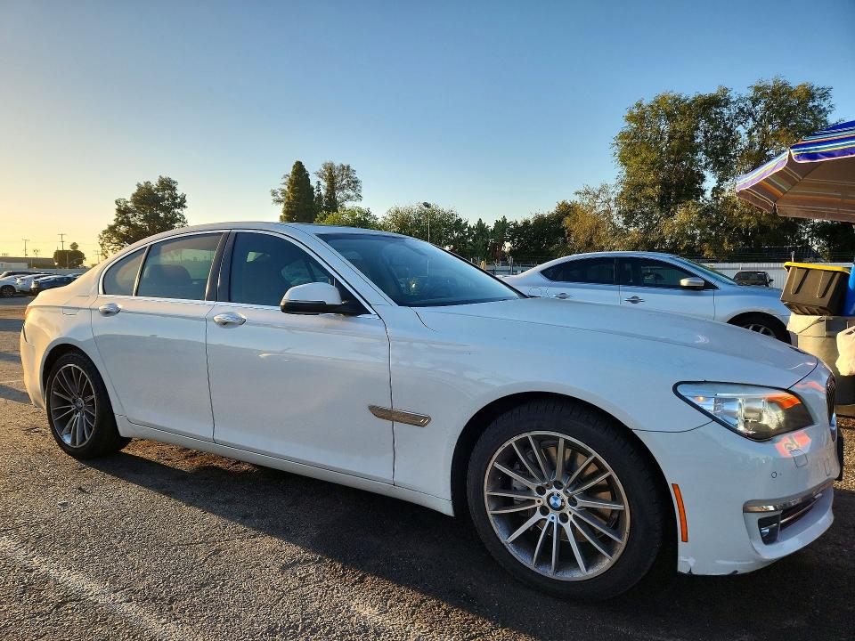 Photo 4 from auction – 2015 BMW 740 with VIN WBAYA6C56FG273175
