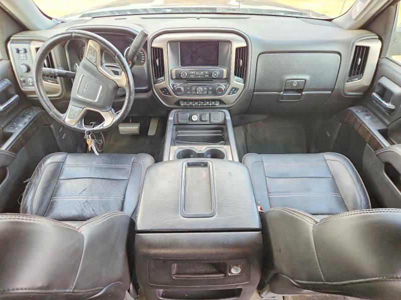 Снимка 8 от търг – 2015 GMC SIERRA с VIN 3GTU2WEJ4FG430389