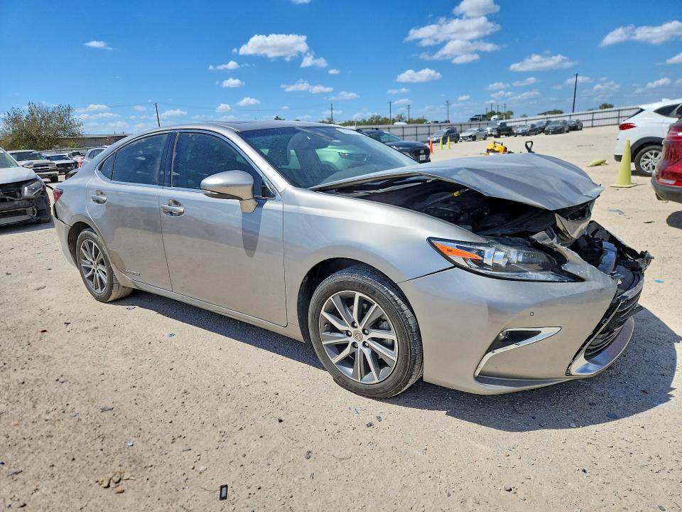 Photo 4 from auction – 2017 LEXUS ES with VIN JTHBW1GG0H2149524