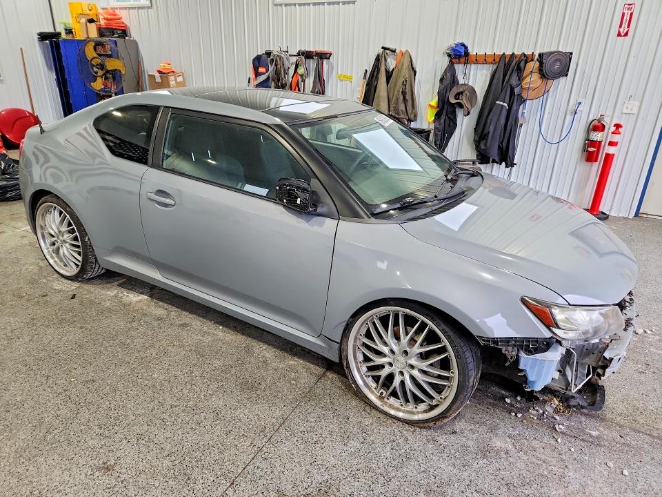 Foto 4 de la subasta – 2011 SCION TC con VIN JTKJF5C73B3007155