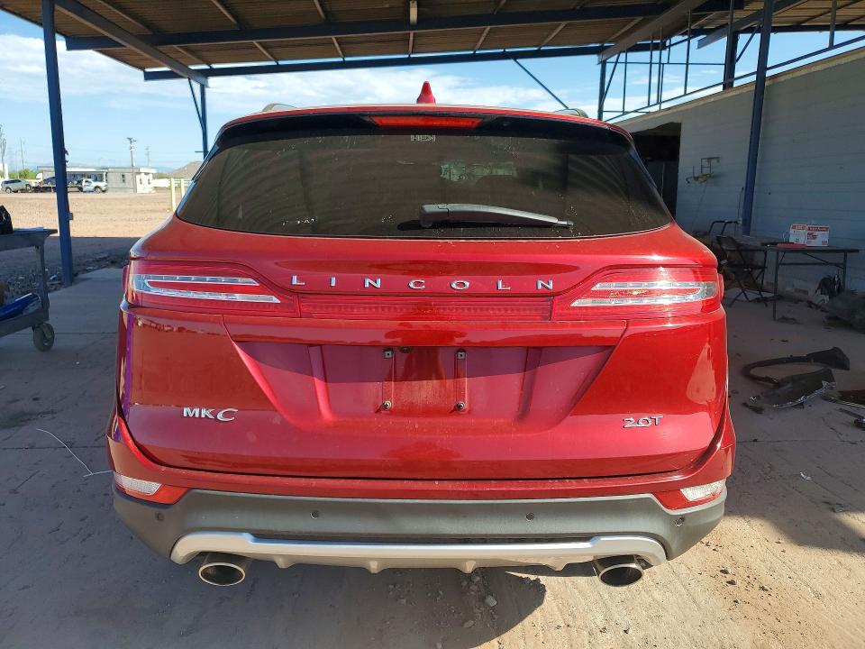 Foto 6 de la subasta – 2018 LINCOLN MKC con VIN 5LMCJ3C95JUL04448
