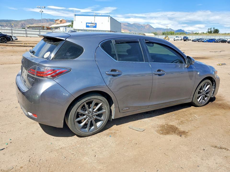 Foto 3 de la subasta – 2013 LEXUS CT con VIN JTHKD5BH7D2125471