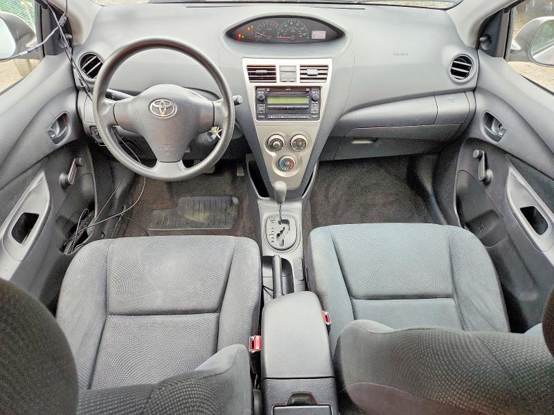Снимка 8 от търг – 2009 TOYOTA YARIS с VIN JTDBT903394042358