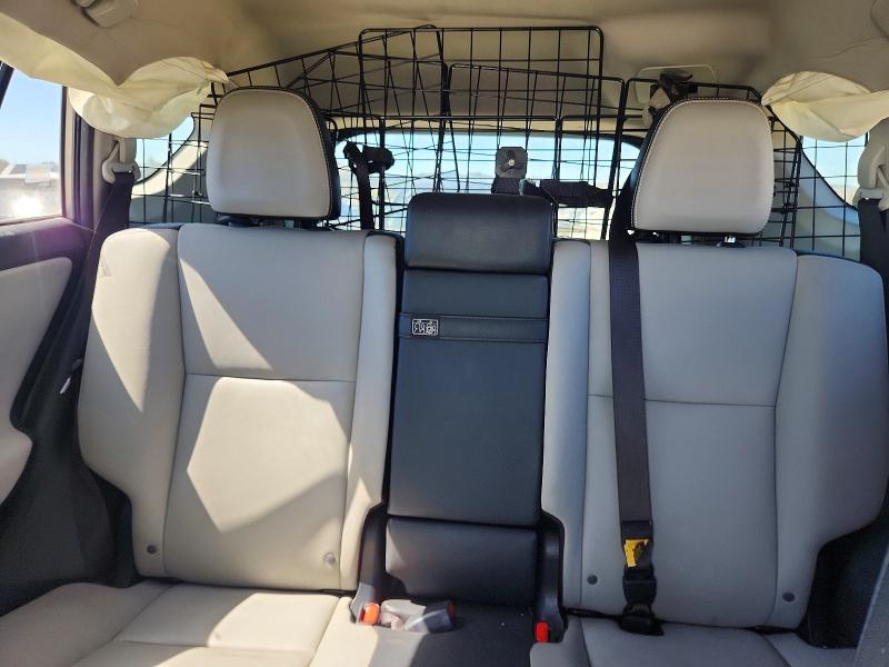 Photo 10 from auction – 2018 TOYOTA RAV4 HV with VIN JTMDJREV2JD171737