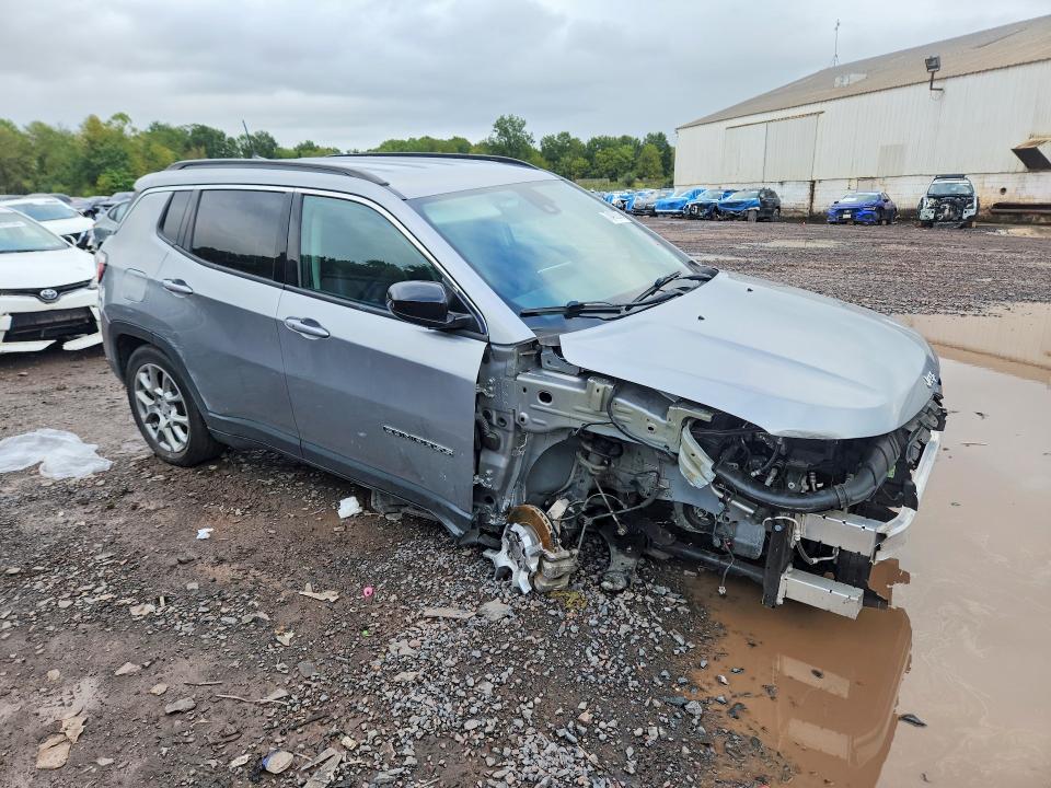 Zdjęcie 4 z aukcji – 2022 JEEP COMPASS z VIN 3C4NJDFB3NT235568